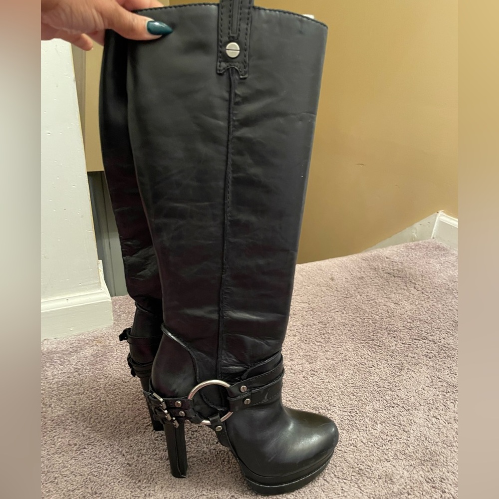 Sexy, cowgirl boot.